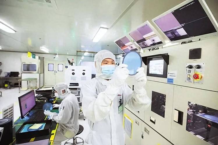 光安伦高端芯片产品测试及验证项目入驻武汉新城